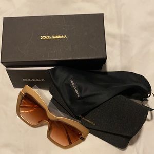 Dolce & Gabbana Gold, brown gradient lens sunglasses.  AUTHENTIC.